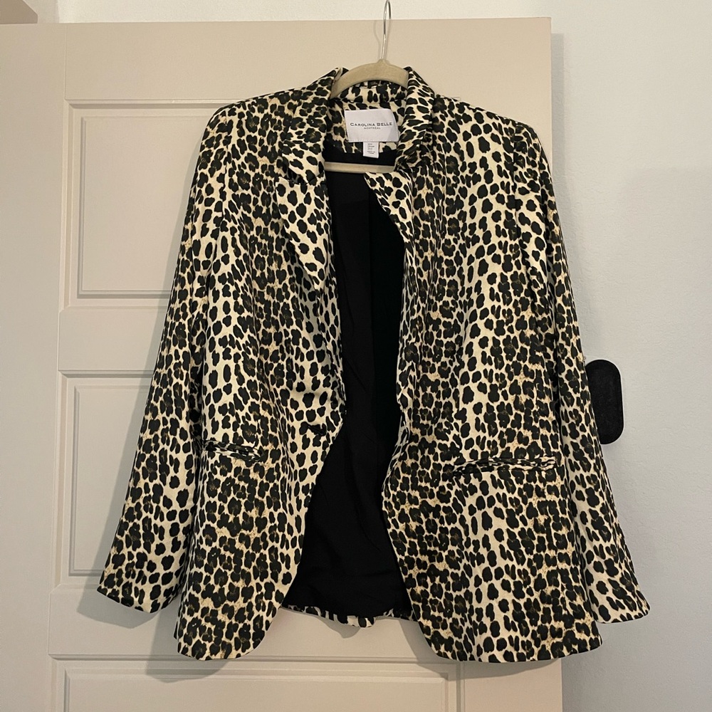 Leopard Blazer - Picture 2 of 2